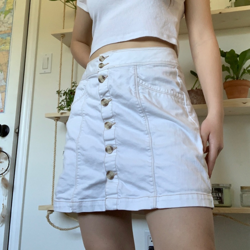 White Denim skirt!